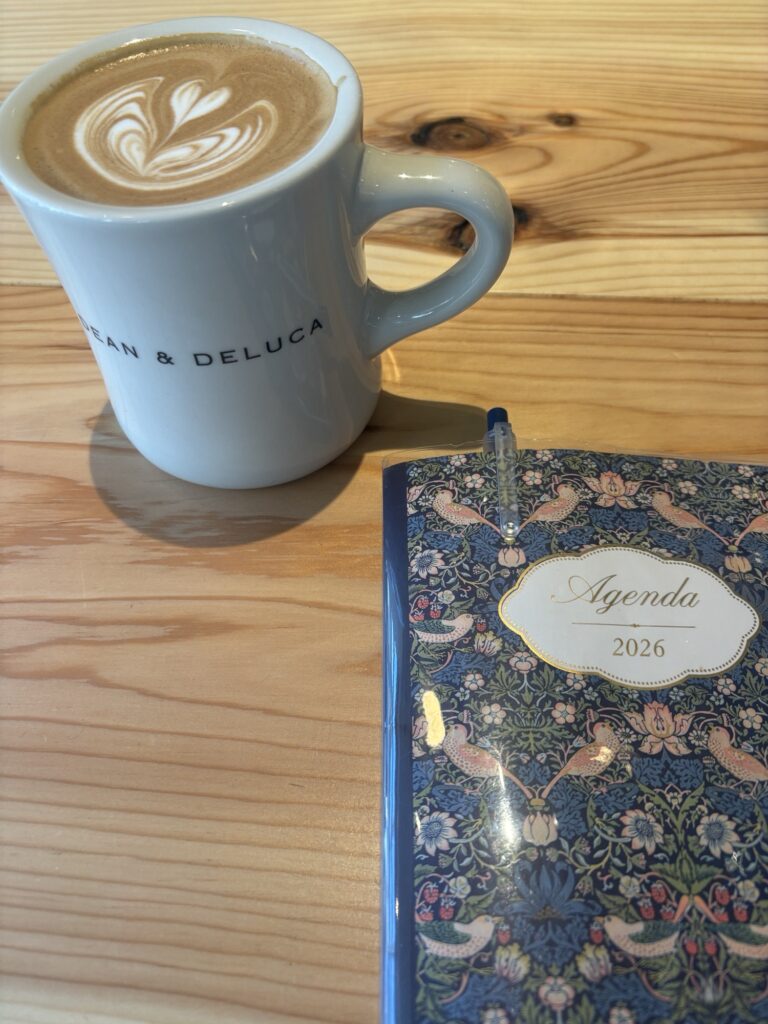 今年のカフェはじめはディーンアンドでルーカ